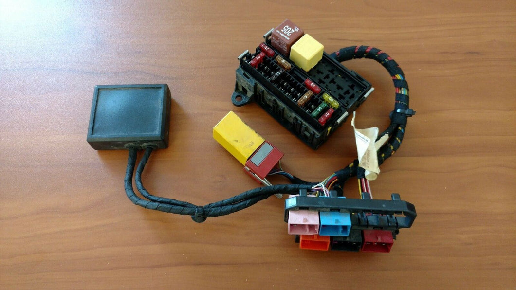 LAMBORGHINI MURCIELAGO LP640 PASSENGER FOOT FUSE BOX OEM 417971107A