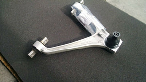 LAMBORGHINI AVENTADOR FRONT RIGHT PASSENGER UPPER CONTROL ARM OEM 470407506G