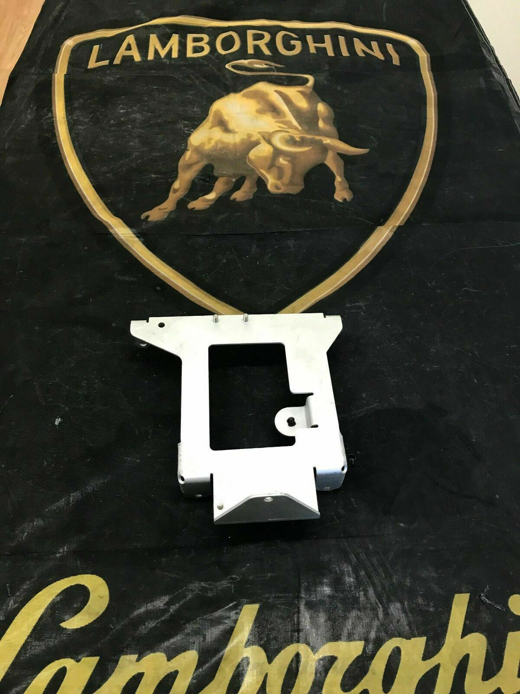 LAMBORGHINI GALLARDO LP560 INTERIOR CENTER CONSOLE HOLDER BRACKET OEM 400907298A