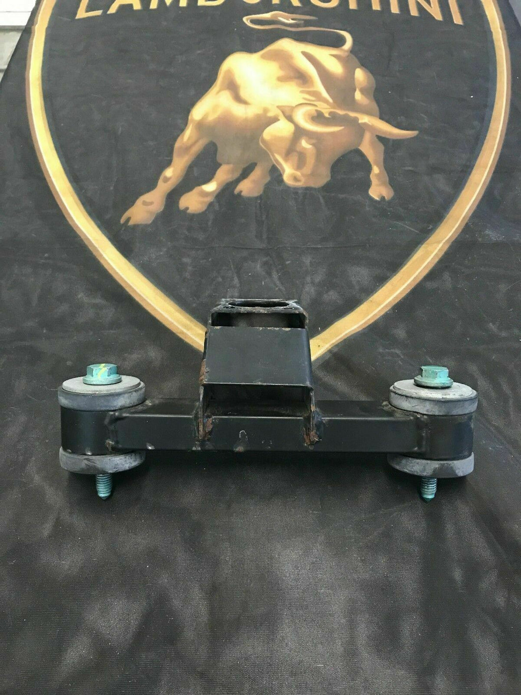 LAMBORGHINI GALLARDO COUPE FRONT DIFFERENTIAL SUPPORT MOUNT OEM 400399231B