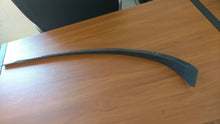 MCLAREN MP4-12C LEFT QUARTER GLASS MOLDING TRIM OEM 11A5738CP