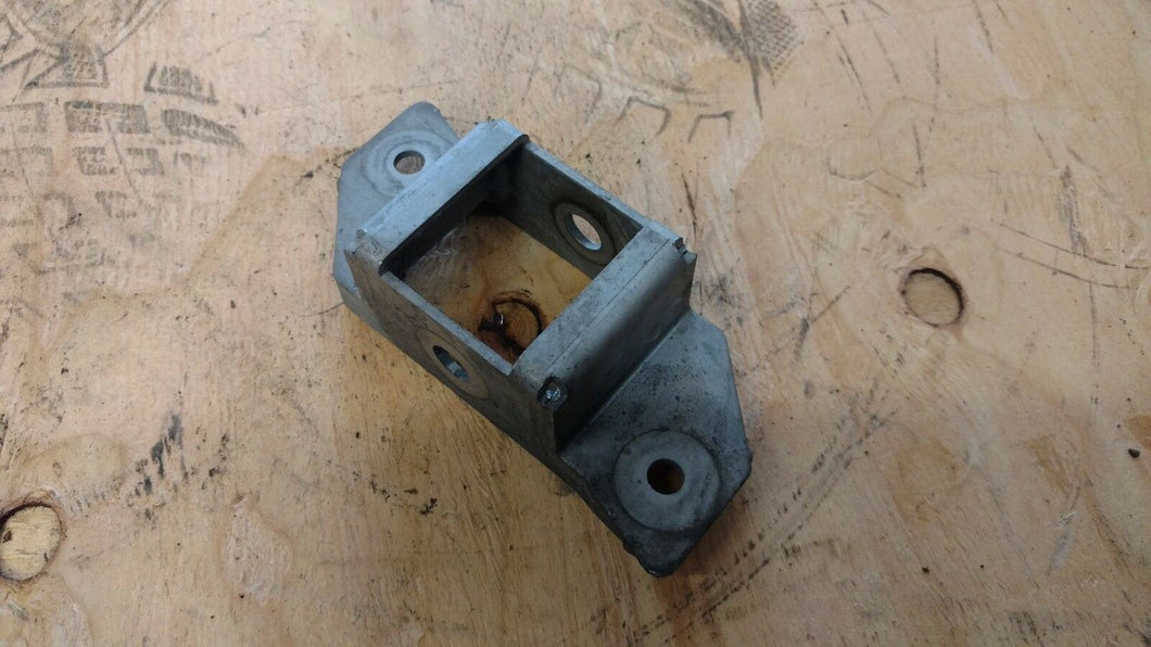 LAMBORGHINI GALLARDO LP560 LEFT UPPER REAR FRONT WISHBONE MOUNT OEM 420407457B