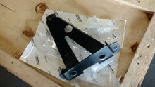 LAMBORGHINI AVENTADOR FRONT LEFT FENDER BRACKET MOUNT OEM 470823663A