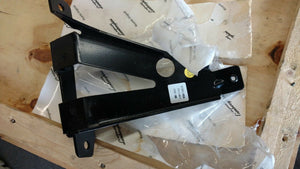 LAMBORGHINI AVENTADOR FRONT LEFT FENDER BRACKET MOUNT OEM 470823663A
