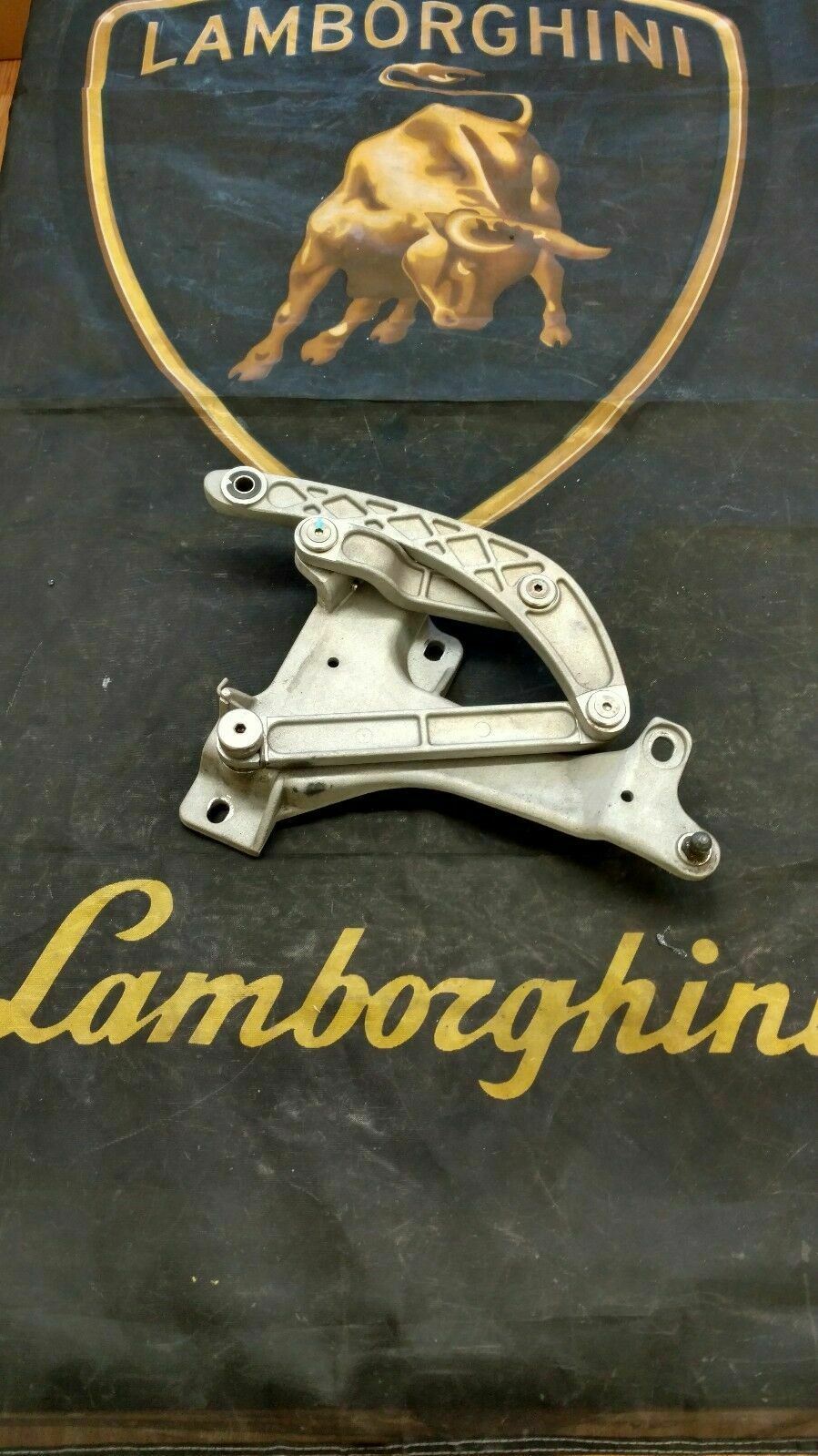 LAMBORGHINI GALLARDO LP560 SPYDER REAR RIGHT SIDE HOOD HINGE OEM 407827302C