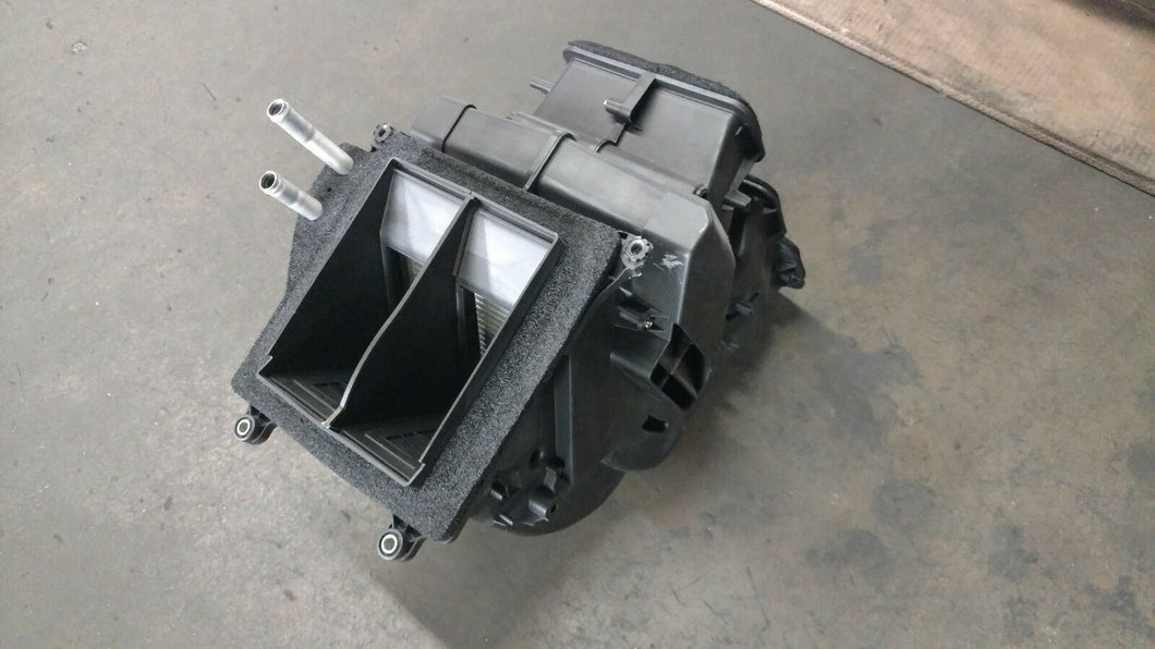 MCLAREN MP4-12C FRONT AC HEATER BOX UNIT OEM 11A0331CP .04