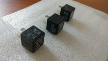 LAMBORGHINI MURCIELAGO GALLARDO AUDI  NORMALLY OPEN CONTACT RELAY OEM 8D0951253A