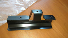 LAMBORGHINI MURCIELAGO LP640 DRIVER ROCKER SCOOP MOUNT BRACKET NEW OEM 410853647