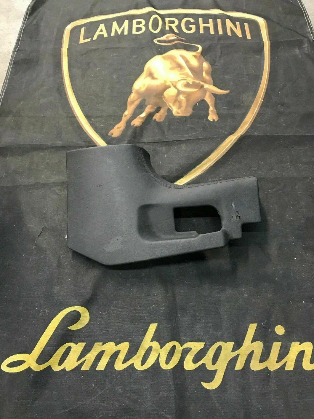 LAMBORGHINI GALLARDO DRIVER SIDE SILL COVER OEM 401853889