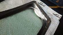LAMBORGHINI MURCIELAGO LP640 REAR RIGHT QUARTER WINDOW GLASS OEM 418845300