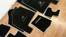 LAMBORGHINI MURCIELAGO LP640 INTERIOR FLOOR MATS WHITE CARPETS OEM BULL LOGO