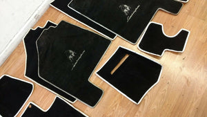 LAMBORGHINI MURCIELAGO LP640 INTERIOR FLOOR MATS WHITE CARPETS OEM BULL LOGO