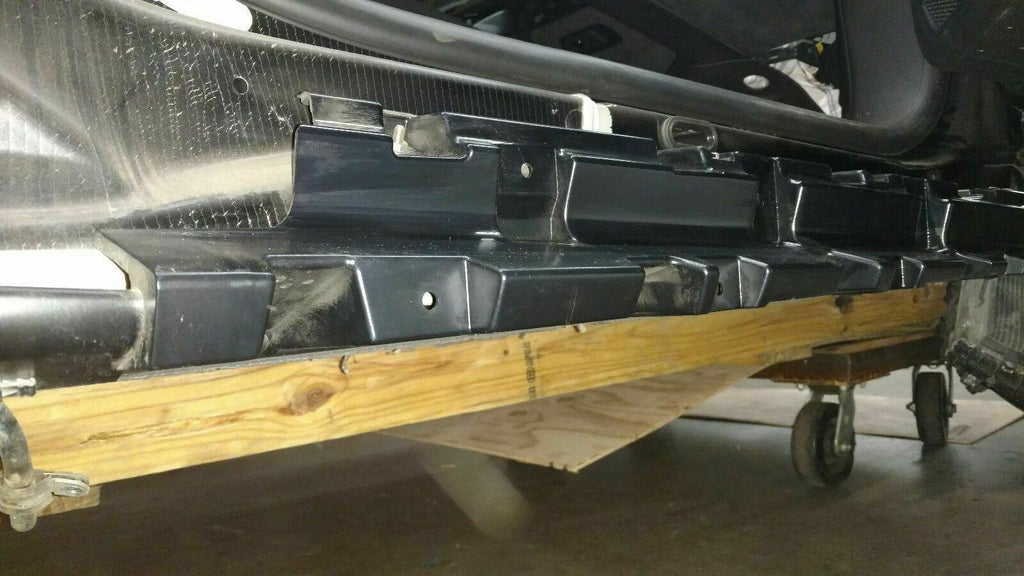 LAMBORGHINI HURACAN PASSENGER SIDE ROCKER PILLAR SIDE MEMBER BRACKET M ...