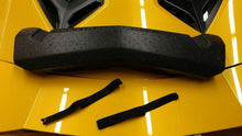 LAMBORGHINI AVENTADOR ROADSTER WIND DEFLECTOR WIND BLOCKER ASSEMBLY OEM