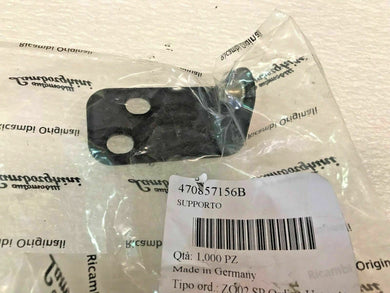 LAMBORGHINI AVENTADOR REAR RIGHT QUARTER PANEL BRACKET SUPPORT OEM 470857156B