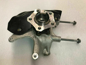 LAMBORGHINI AVENTADOR REAR LEFT HUB KNUCKLE CARRIER WHEEL HUB OEM 470505433C