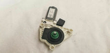 MCLAREN MP4-12C 650S PASSENGER RIGHT SIDE DOOR WINDOW MOTOR OEM 11A1562CP.03