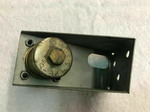 LAMBORGHINI GALLARDO DRIVER LEFT EXHAUST BRACKET MOUNT SUPPORT OEM 400253323