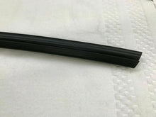 MCLAREN MP4-12C RUBBER SEAL GASKET WEATHER STRIP SEAL OEM