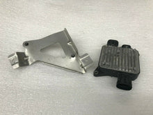 FERRARI 488 GTB COMMAND SIGNAL FUEL PUMP CONTROL MODULE WITH BRACKET OEM 294559