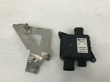 FERRARI 488 GTB COMMAND SIGNAL FUEL PUMP CONTROL MODULE WITH BRACKET OEM 294559