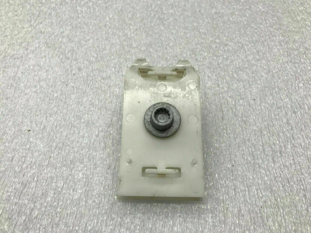 LAMBORGHINI HURACAN LP610 COUPE FRONT GLASS DOOR MOUNTING CLIP BRACKET OEM