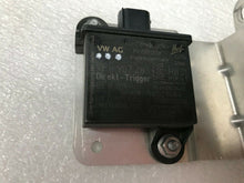 LAMBORGHINI HURACAN LEFT LH TIRE PRESSURE SENSOR ANTENNA BRACKET OEM 7PP907283