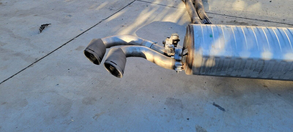 LAMBORGHINI URUS FACTORY EXHAUST MUFFLER WITH VALVES OEM 4M0253611E ...