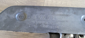 LAMBORGHINI URUS SIDE STEPS LEFT AND RIGHT OEM 4M0071065 4M0071066